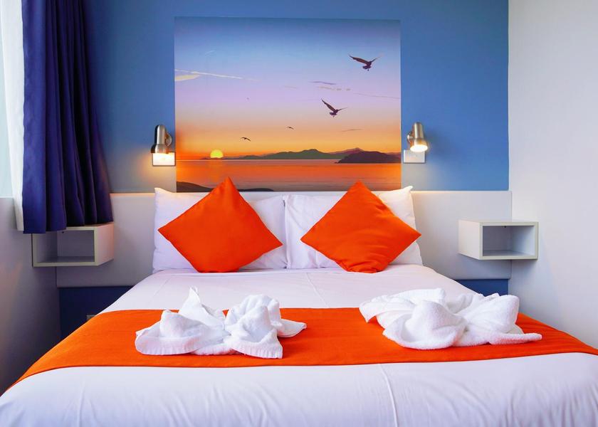 Tasmania Lutana Small Double Room