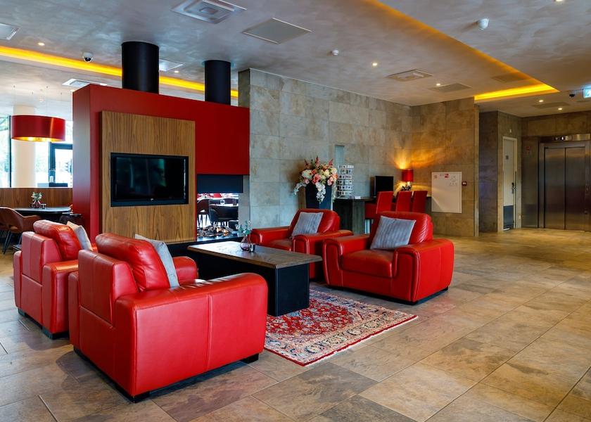 North Brabant Tilburg Bar (on property)