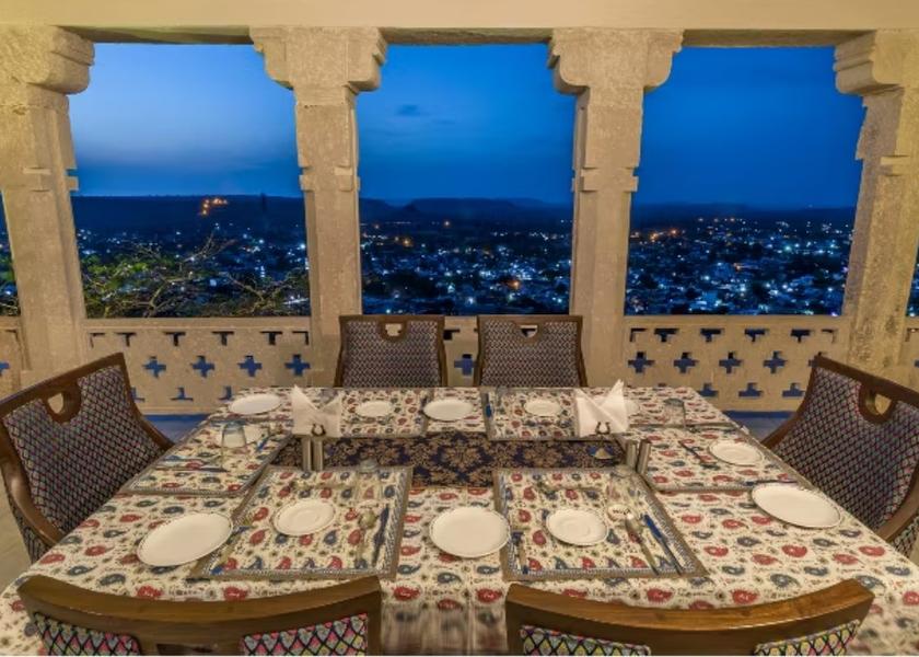 Madhya Pradesh Chanderi Food & Dining