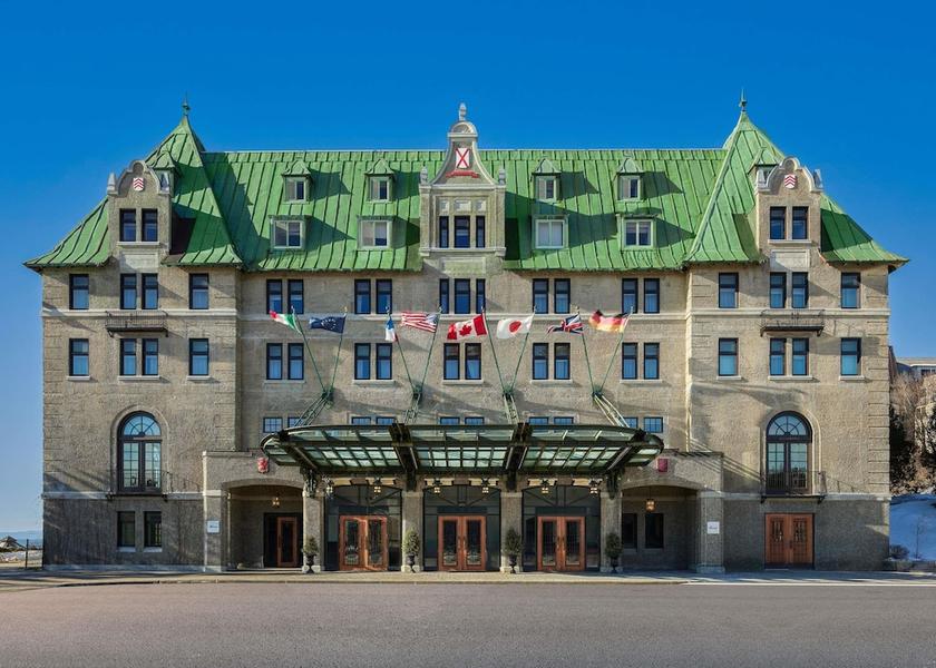 Quebec La Malbaie Exterior Detail