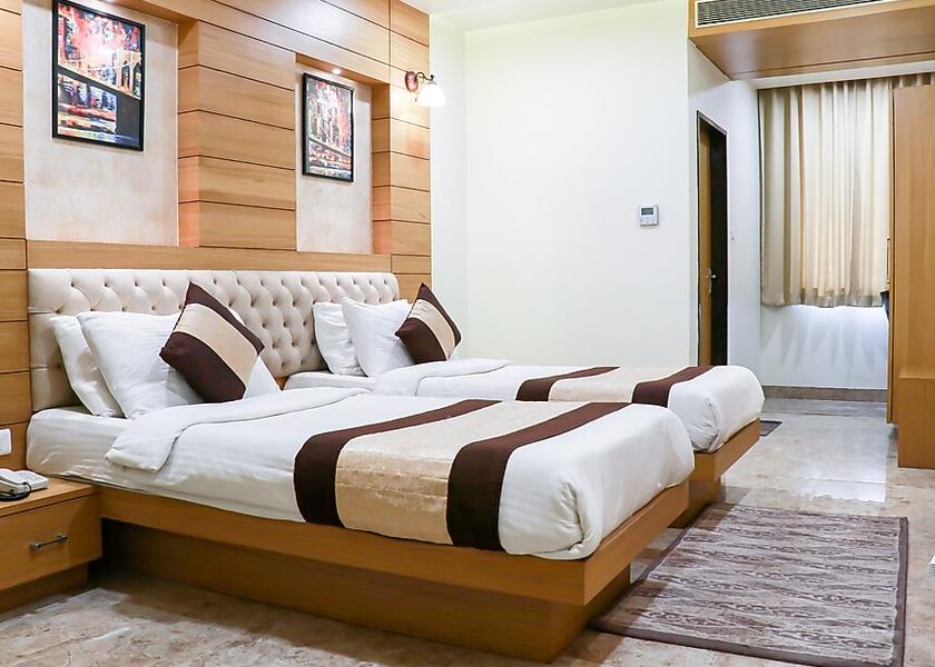 Madhya Pradesh Bhopal Premium Suite Room
