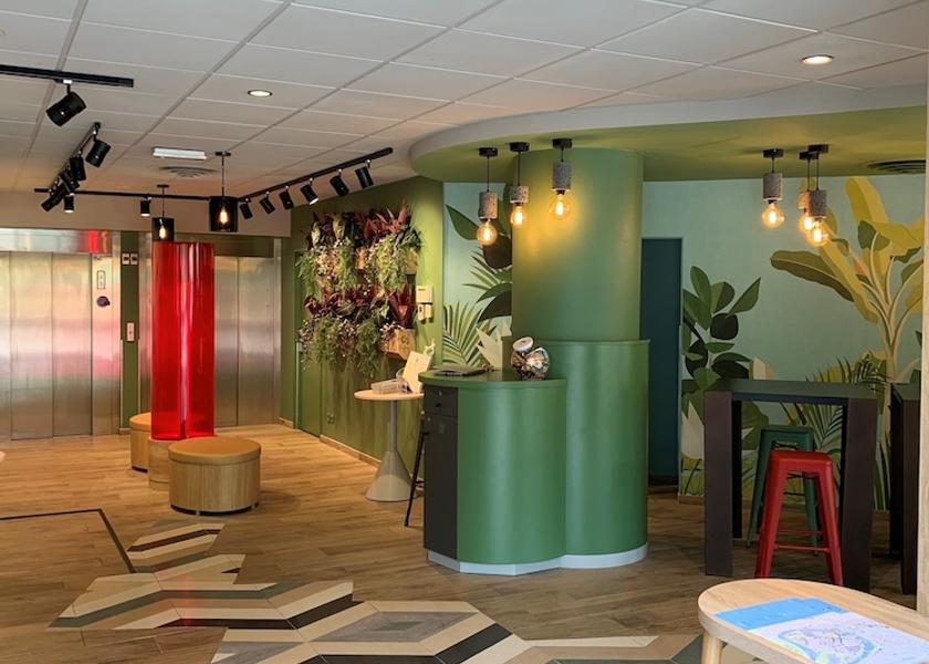 Bourgogne-Franche-Comte Besancon Reception