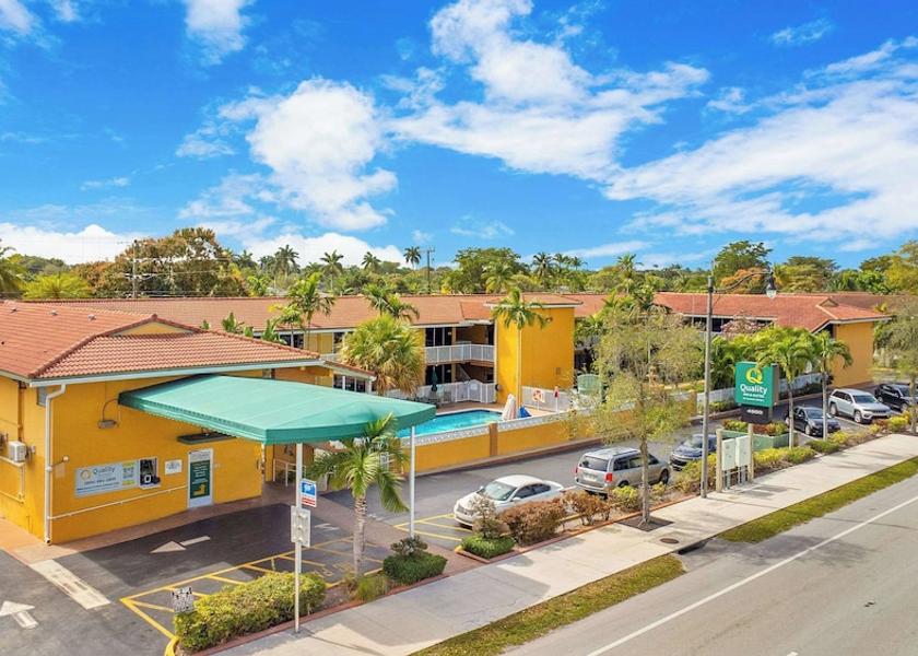 Florida Hollywood Exterior Detail