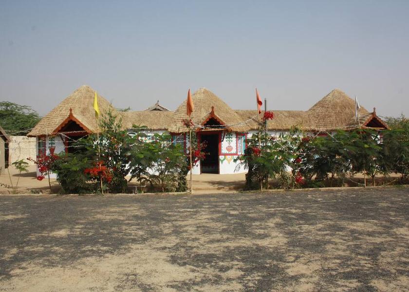 Gujarat Hodka Exterior
