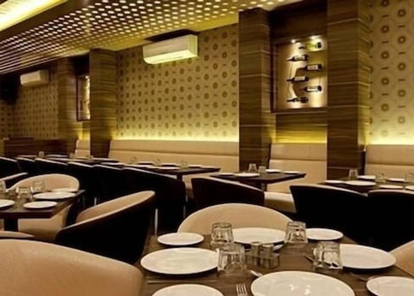 Maharashtra Mumbai Dining