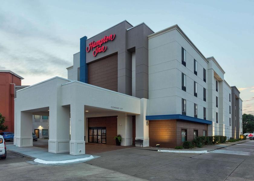 Nebraska Norfolk Exterior Detail