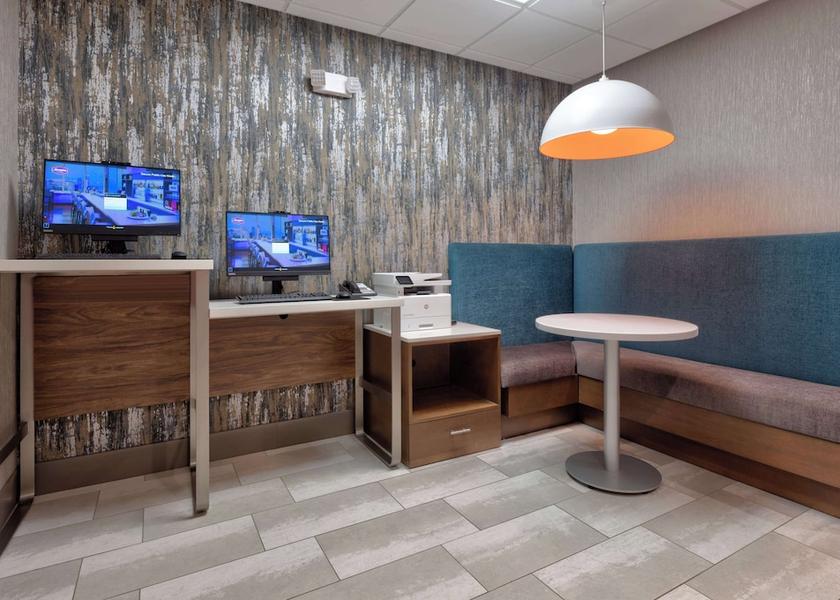 Nebraska Norfolk Business Centre