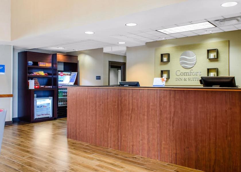 Mississippi D'Iberville Lobby