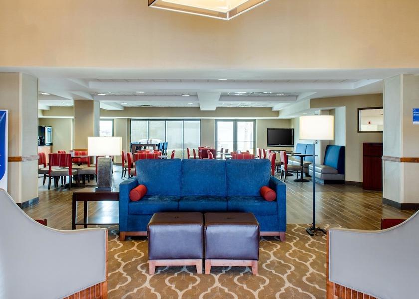 Mississippi D'Iberville Lobby
