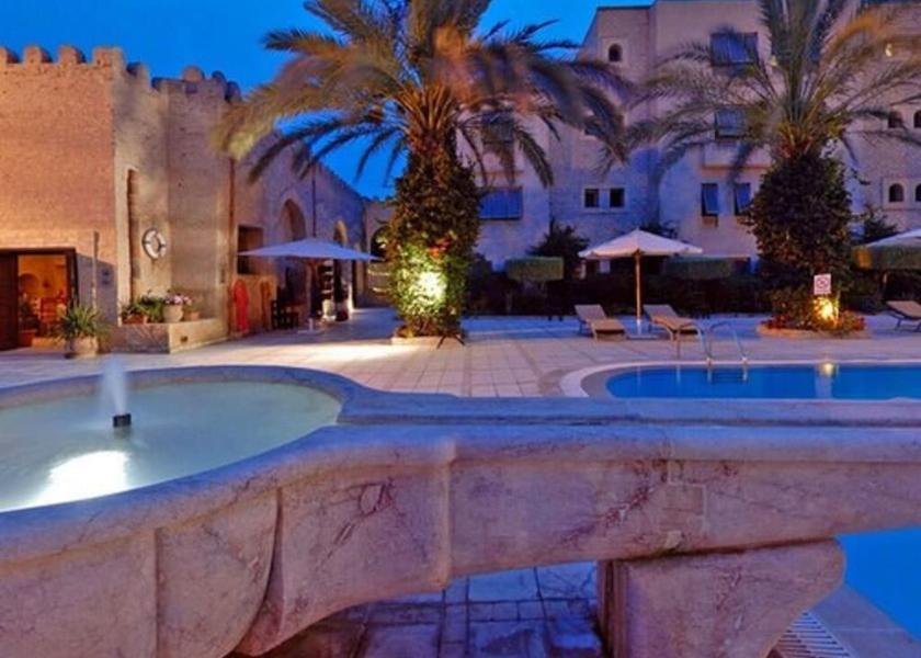  Kairouan Exterior Detail