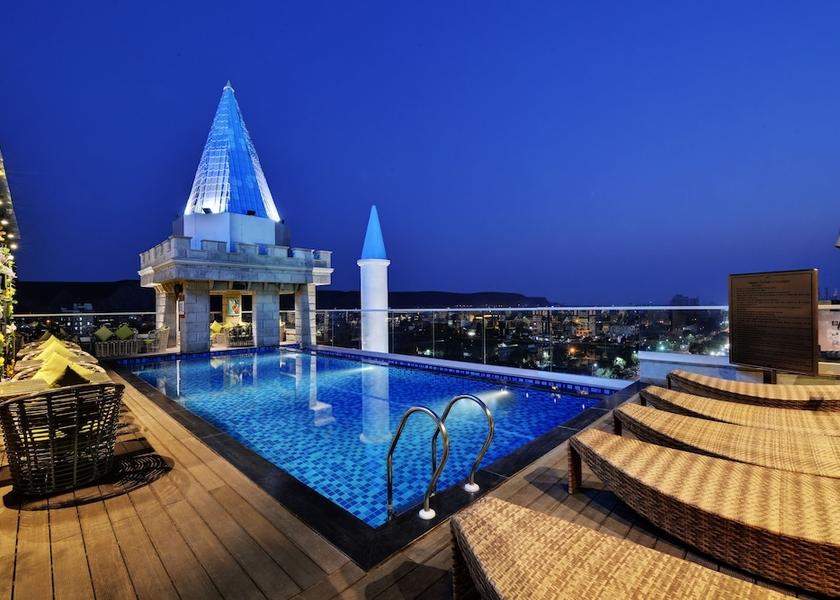 Rajasthan Jaipur Outdoor pool