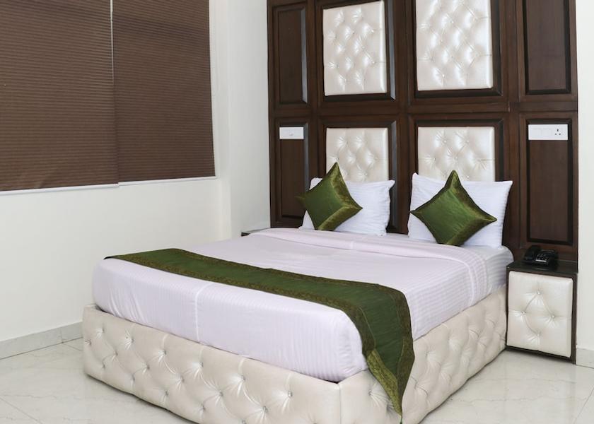 Punjab Mohali Room