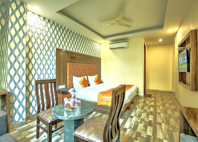 Delhi Delhi Room