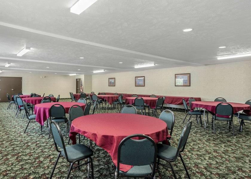 Pennsylvania Huntingdon Meeting Room