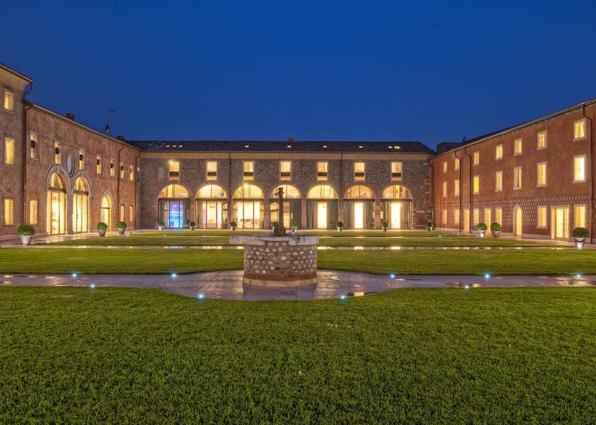 Veneto Villafranca di Verona Facade