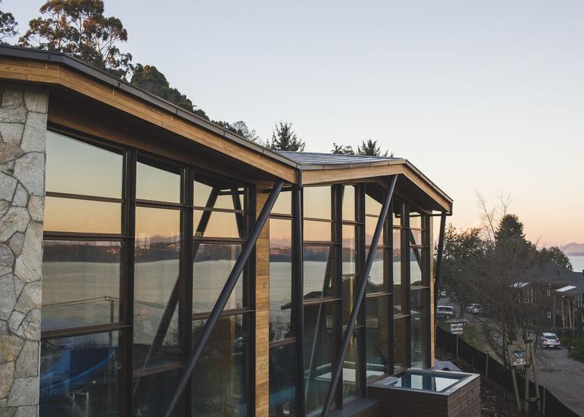 Los Lagos (region) Puerto Varas Exterior Detail