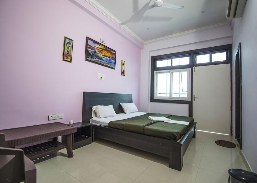 Uttar Pradesh Chitrakoot Room