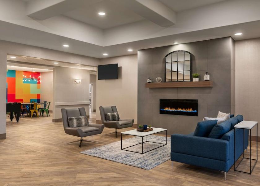 Alberta Airdrie Lobby