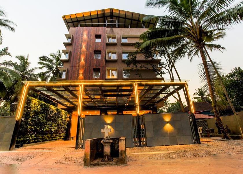 Goa Calangute Hotel Exterior