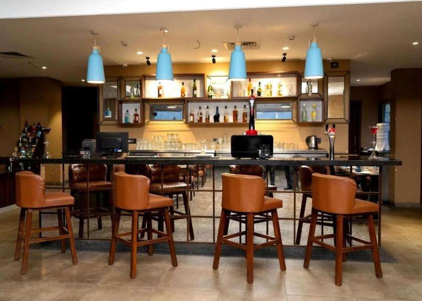 Maharashtra Pune Bar