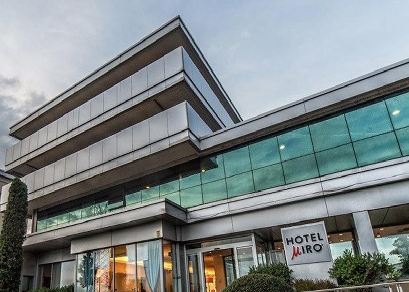 Tuscany Calenzano Entrance