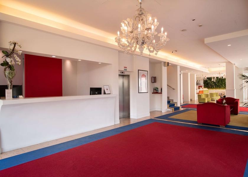 Tuscany Calenzano Lobby