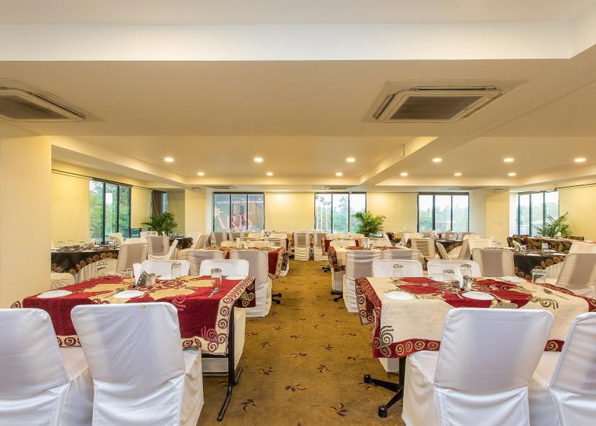 Madhya Pradesh Indore Food & Dining