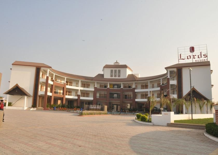 Gujarat Chotila Exterior