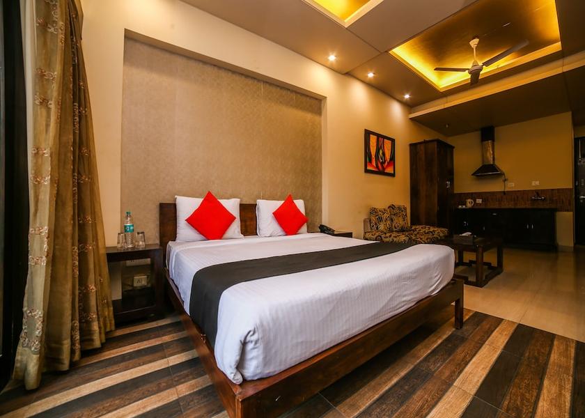 Uttar Pradesh Noida Room