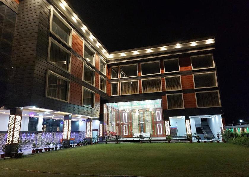 Uttar Pradesh Lucknow Hotel Exterior