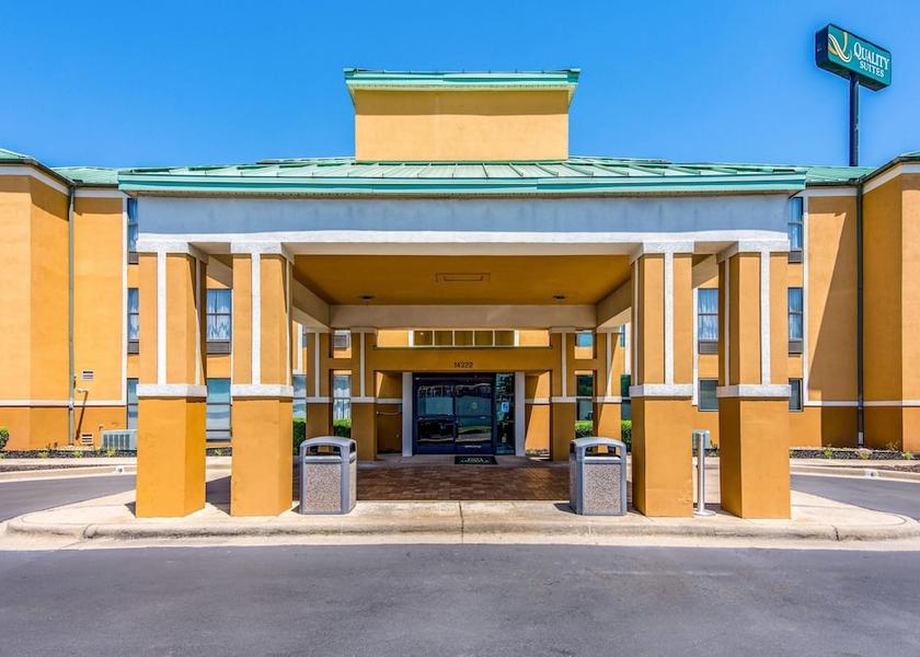 Arkansas Maumelle Exterior Detail