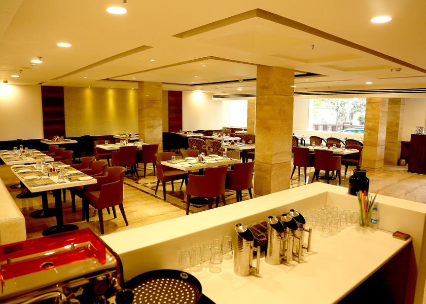 Uttar Pradesh Lucknow Food & Dining