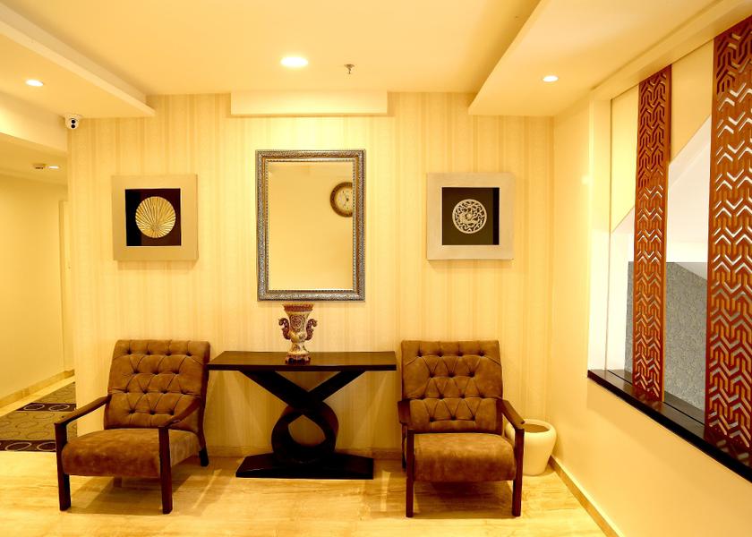 Uttar Pradesh Lucknow Public Areas
