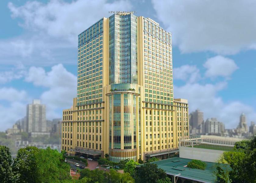  Manila Hotel Exterior