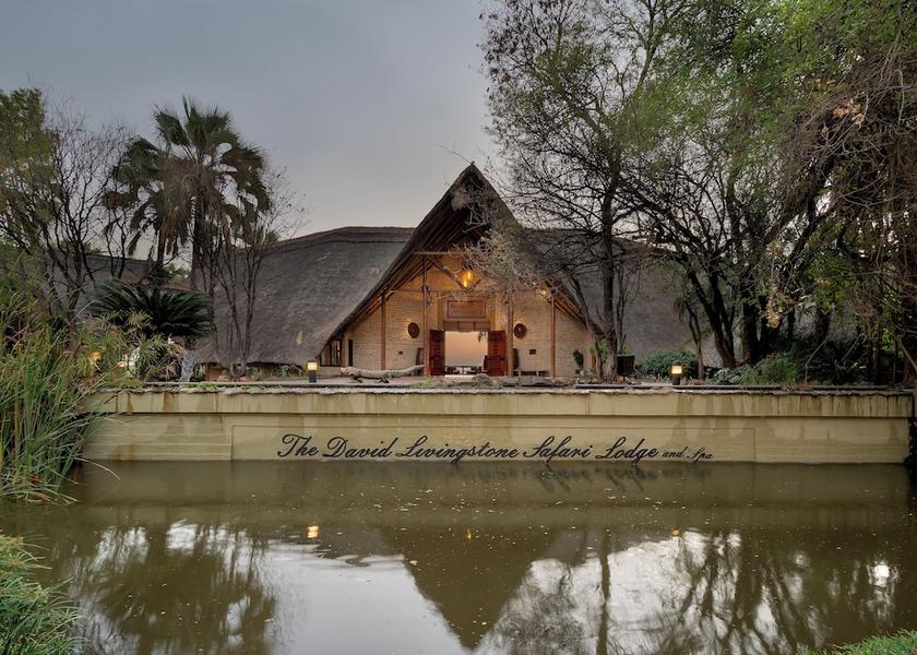  Livingstone Exterior Detail