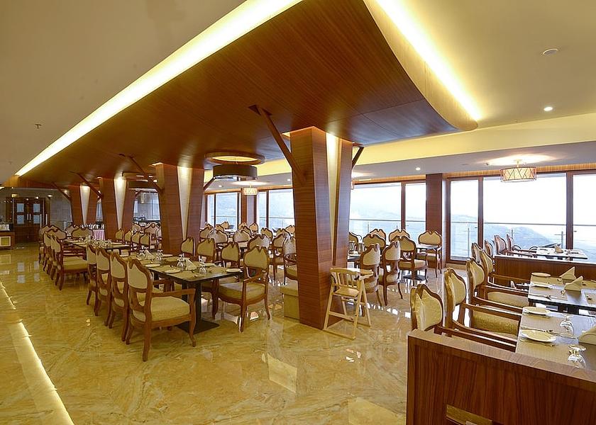 Kerala Munnar Breakfast area