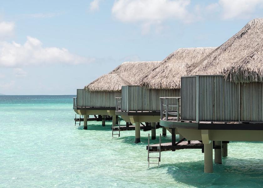 Leeward Islands Taha'a Exterior