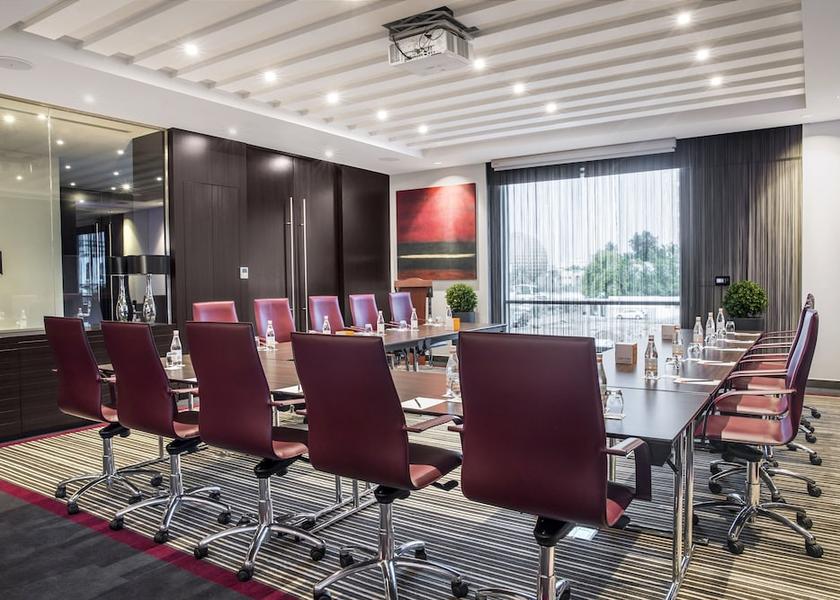  Jeddah Meeting Room