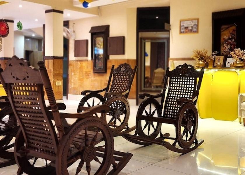 Uttarakhand Haridwar Lobby sitting area