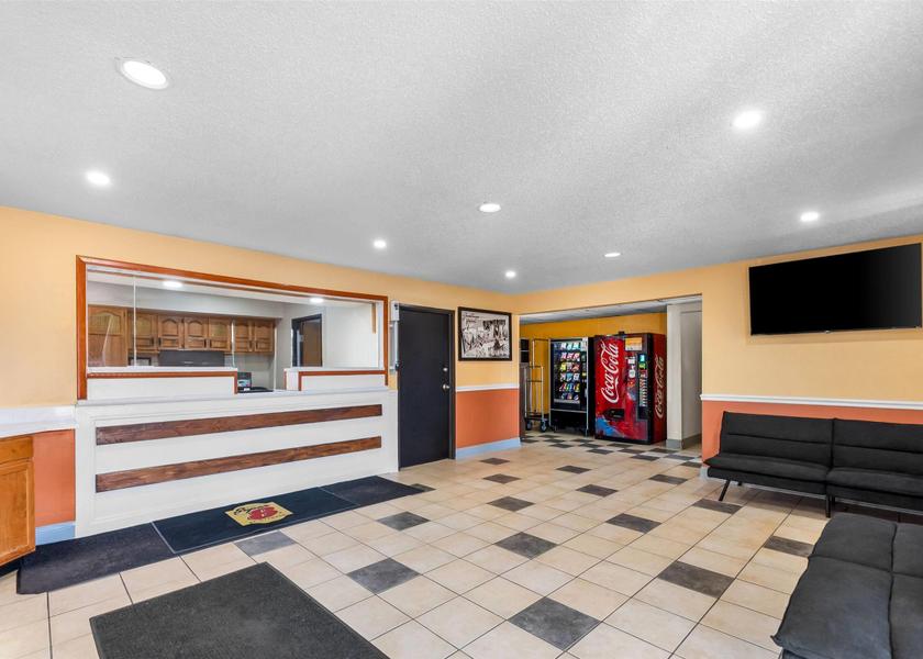 Virginia Dumfries Lobby