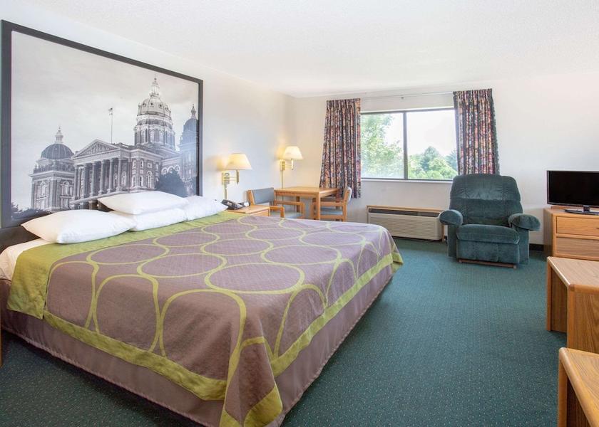 Iowa de witt Room