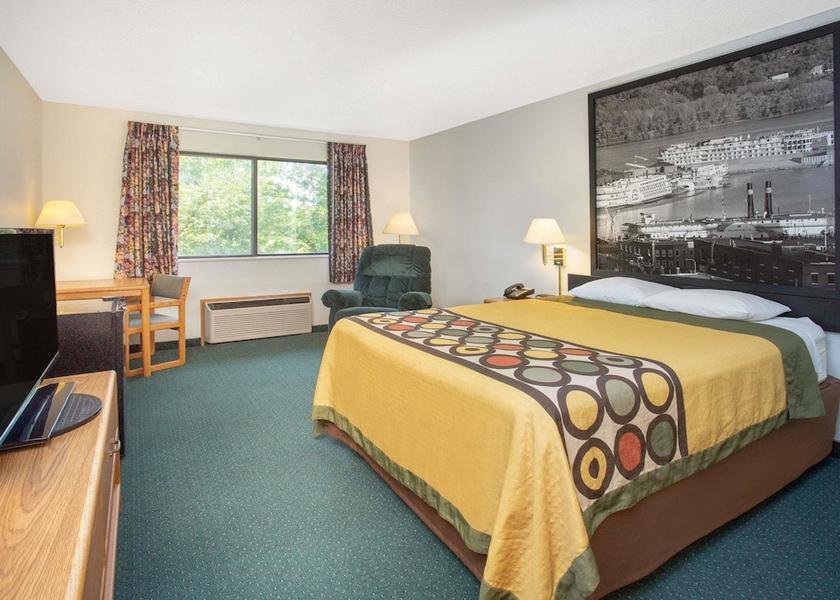 Iowa de witt Room
