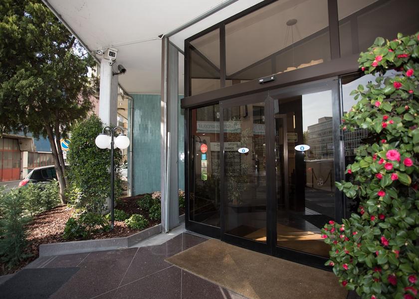 Lombardy Trezzano sul Naviglio Property entrance