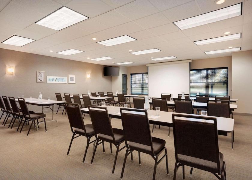 Minnesota Albertville Meeting Room