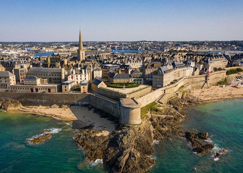 Brittany Saint-Jouan-des-Guerets Beach