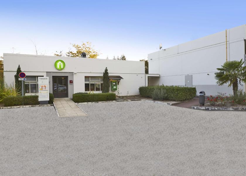 Auvergne-Rhone-Alpes Ecully exterior view