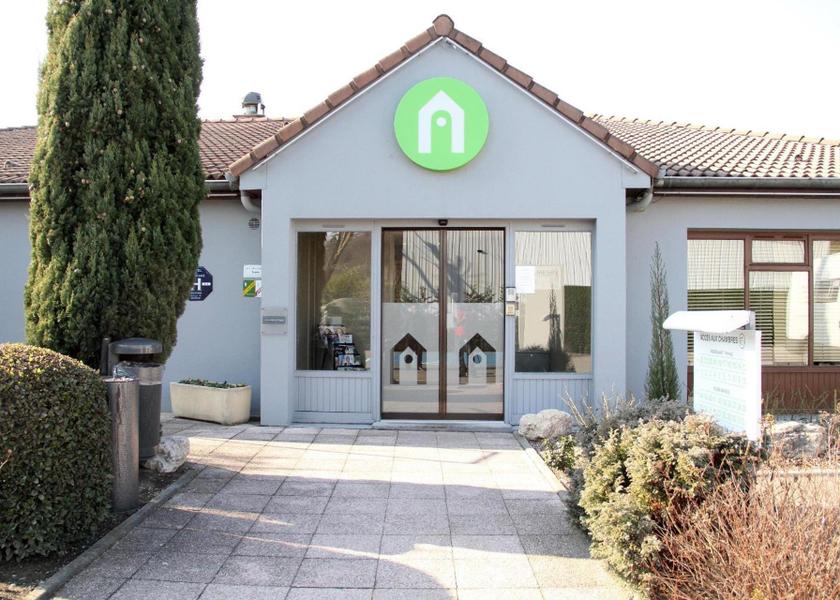 Auvergne-Rhone-Alpes Feyzin exterior view