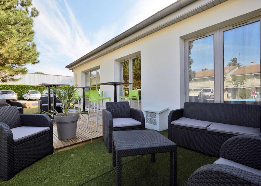 Auvergne-Rhone-Alpes Feyzin exterior view