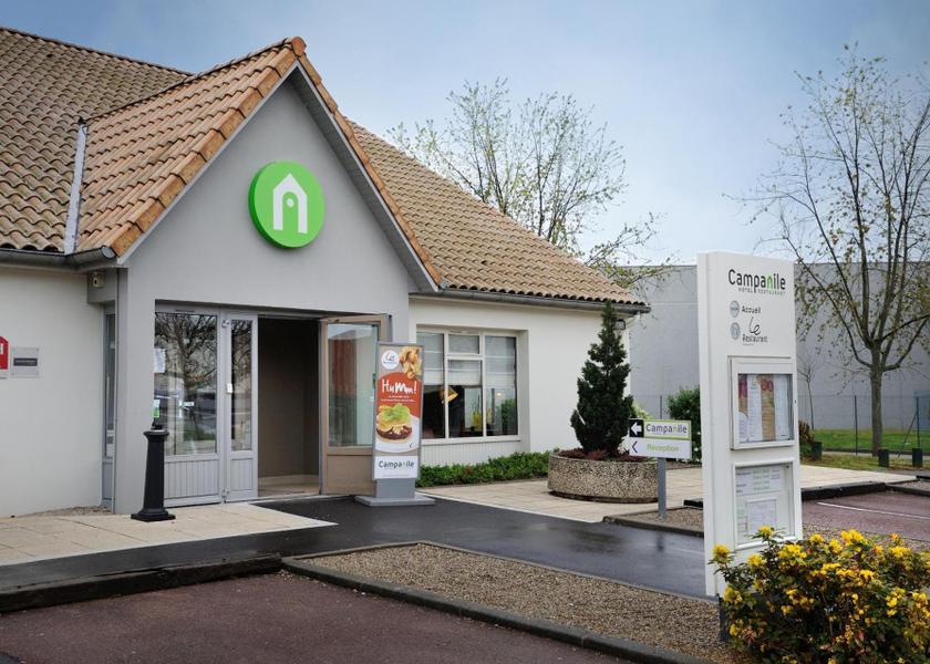 Auvergne-Rhone-Alpes Saint-Laurent-de-Mure entrance