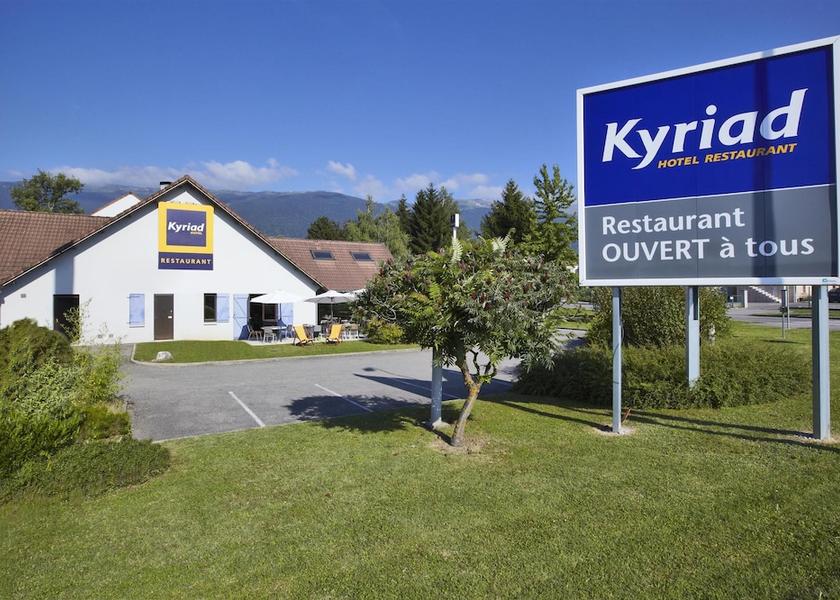 Auvergne-Rhone-Alpes Saint-Genis-Pouilly Facade